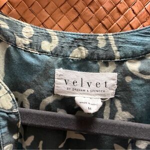 Velvet by Graham & Spencer Teal and Cream Patterned Blouse
